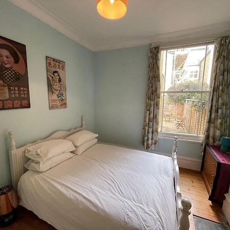 Beautiful Ground Floor Garden Flat Apartamento Londres Exterior foto