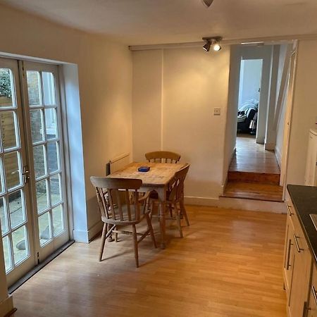 Beautiful Ground Floor Garden Flat Apartamento Londres Exterior foto