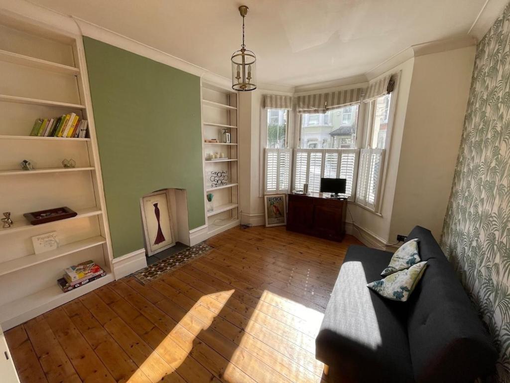 Beautiful Ground Floor Garden Flat Apartamento Londres Exterior foto