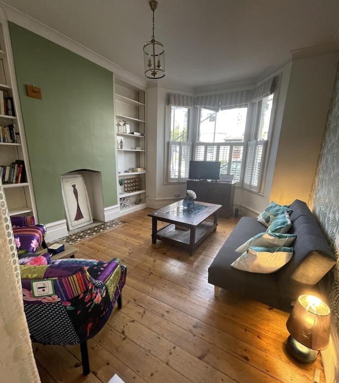 Beautiful Ground Floor Garden Flat Apartamento Londres Exterior foto