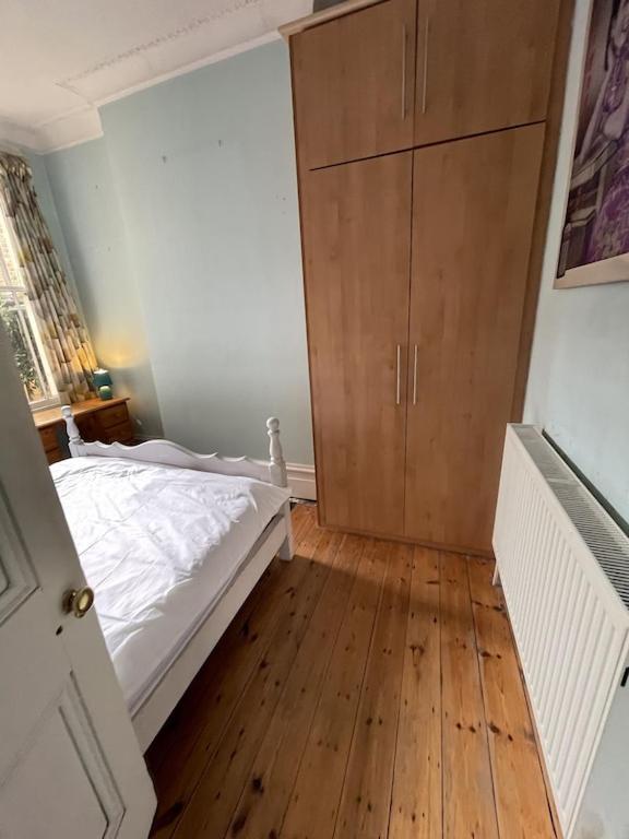 Beautiful Ground Floor Garden Flat Apartamento Londres Exterior foto